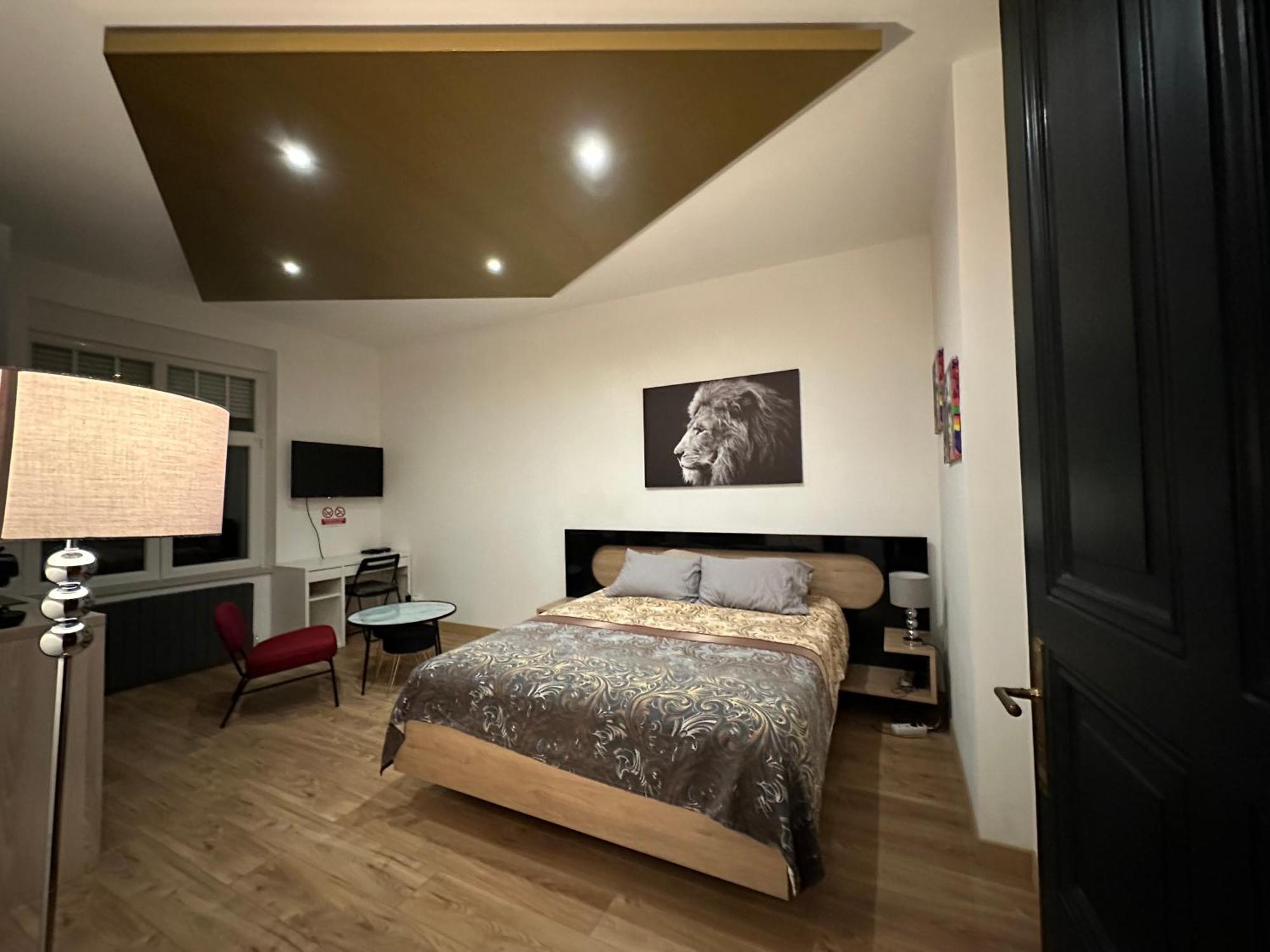 Serenity Bed Palace 2 Metz Gare Buitenkant foto